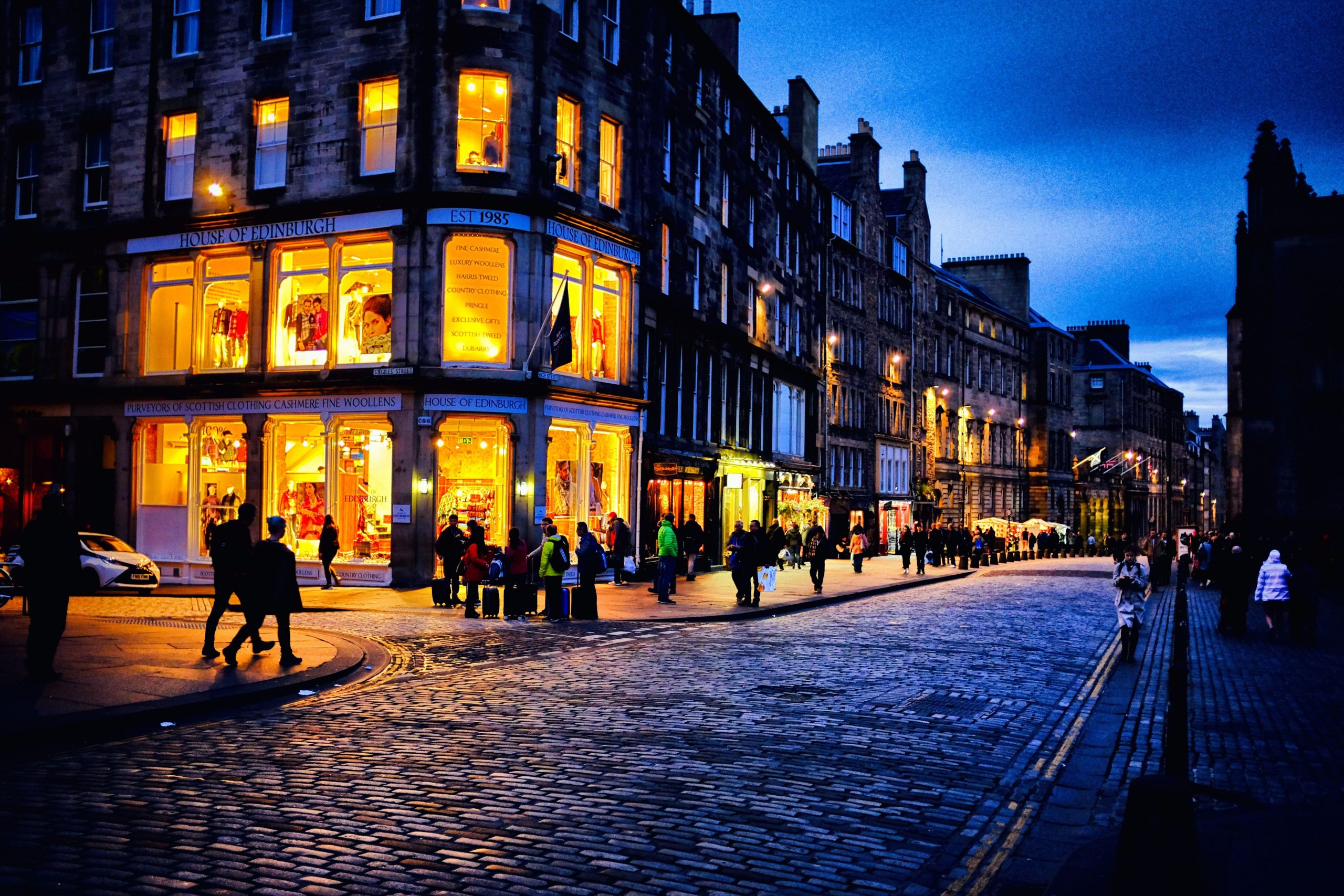 Gallery Dark Edinburgh